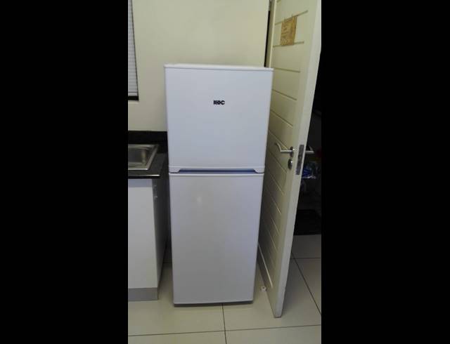 2 BEDROOM APARTMENT RENTED IN NEW TOWN CENTRE